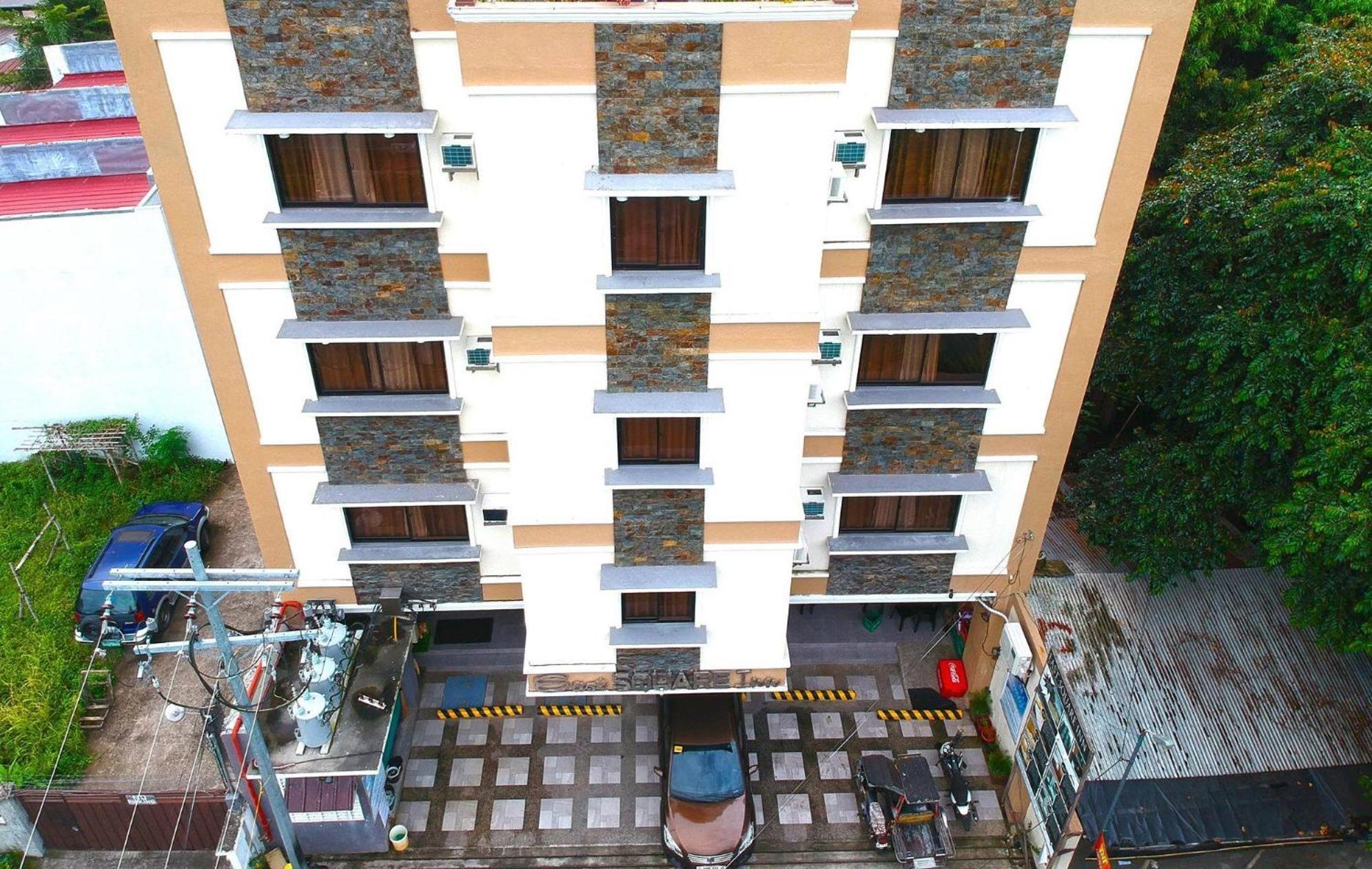 East Square Inn Баколод Екстериор снимка