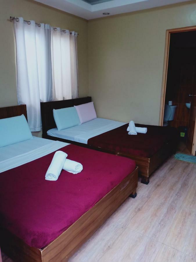 East Square Inn Баколод Екстериор снимка
